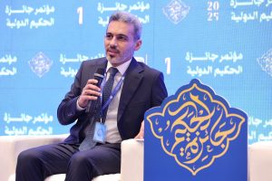 professor Wins Hakim International Award