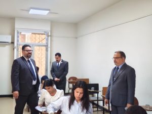 لجنة وزارية تتفقد سير الامتحانات في العلوم السياسية